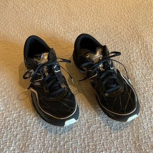 New Balance — Size 9 — Heidi Klum Sneakers